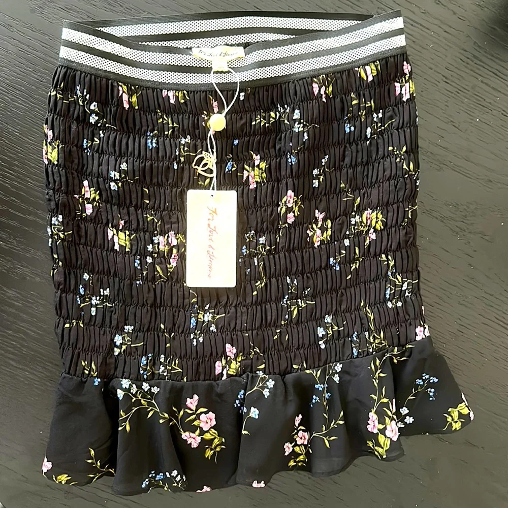 For Love & Lemons Black Floral Ruffle Mini Skirt NWT - Picture 4 of 4
